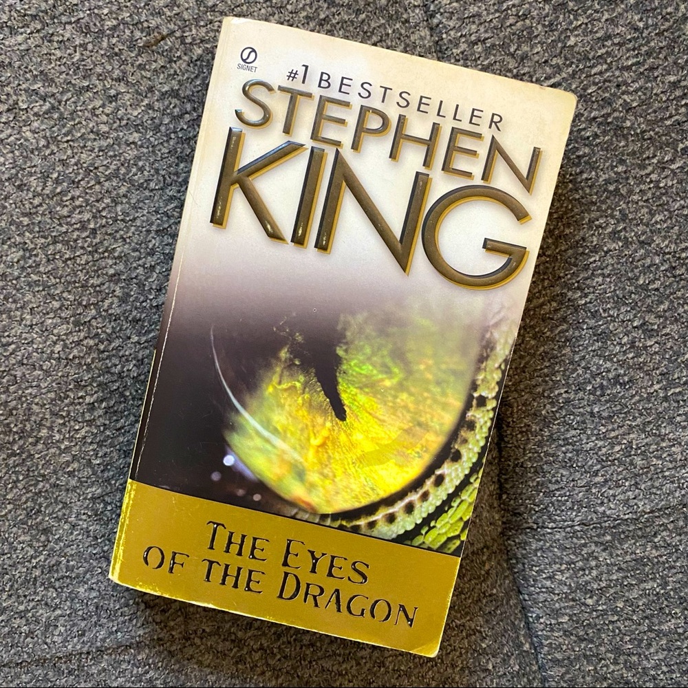 The Eyes of the Dragon. 1988 Stephen King Paperback Novel.